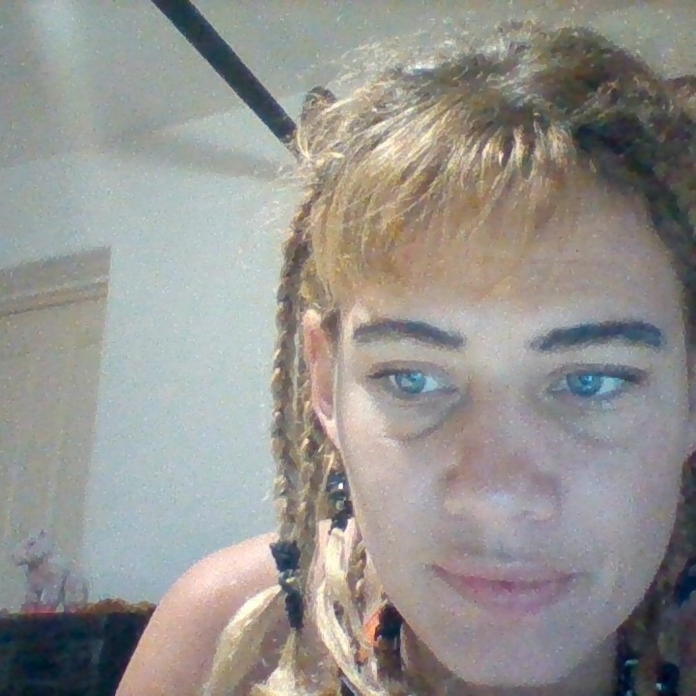 Meet your Posher, Melis